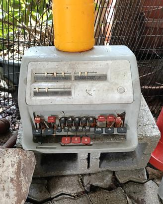  calcolatrice elettromeccanica vintage FacitCA1-13