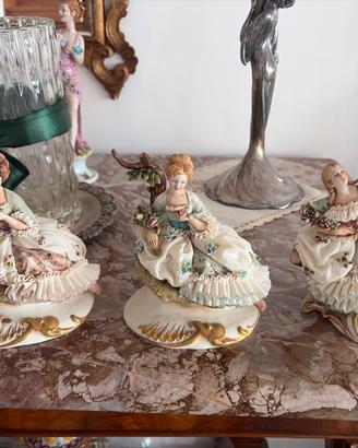 3 Dame Capodimonte (Scultore Cappè)