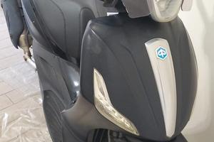 Beverly 125 S i.e. 2015