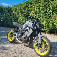 Yamaha mt-09