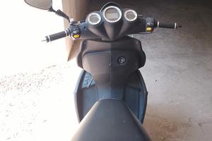 scooter Malaguti Phantom F12