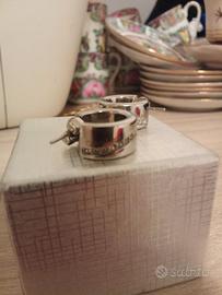 Orecchini a cerchio piccolo 