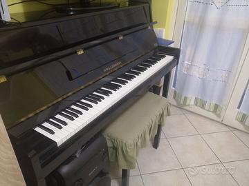 Pianoforte verticale 