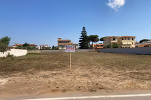 Terreno di 2200 m² a Nettuno