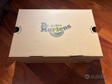 Dr Martens Brookline Chukka 41 Black