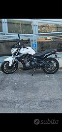 moto benelli 302 bn