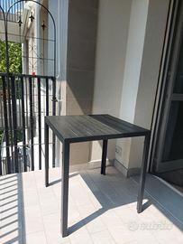 Tavolo da esterno