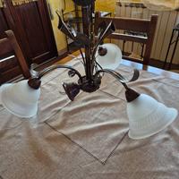 Lampadario in ferro tre luci