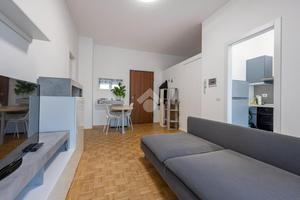 MONOLOCALE A GORLA MINORE