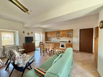 QUADRILOCALE RISTRUTTURATO OCCHIEPPO INFERIORE