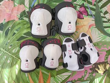 Protezioni gomiti, ginocchia, polsi 