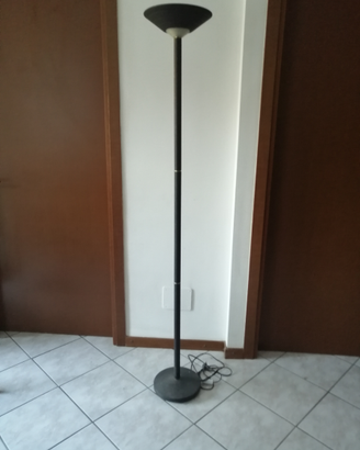 Lampada da terra alogena