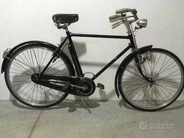 Bicicletta Bianchi d'epoca a bacchetta