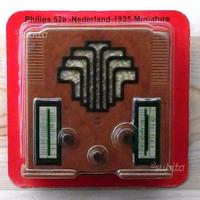 Radio Philips 528 (modello in scala)