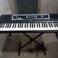 Tastiera Yamaha YPT-210 