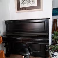 pianoforte Blu'thner