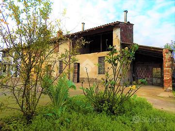 CASA DI CORTE A GRONTARDO