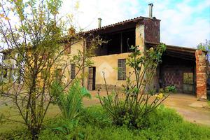 CASA DI CORTE A GRONTARDO