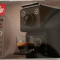 Illy X3 (X CAPS) MACCHINA CAFFÈ