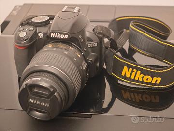 Nikon D3100 + Obiettivo 18-55 + 1 Batteria