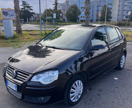 Volkswagen Polo 2007 1.4benz tenuta bene