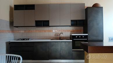 cucina nuova senza essere mai usata 