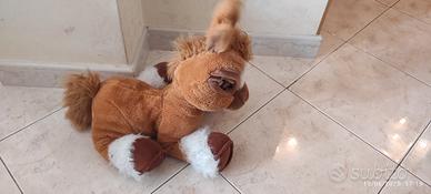peluche cavallo interattivo 