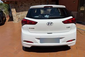 Hyundai i20 neopatentati tagliandata perfetta