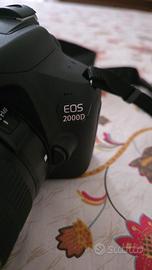 Fotocamera reflex Canon EOS 2000 D