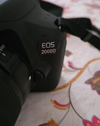 Fotocamera reflex Canon EOS 2000 D
