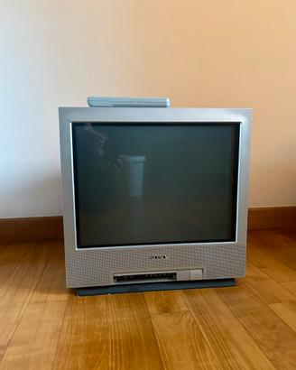 TV Sony Trinitron Retrogaming