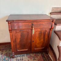 Credenza bassa in legno