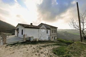 CASA INDIPENDENTE A URBINO