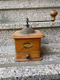 Coppia di macinacaffè vintage