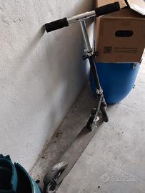 Monopattino 