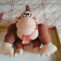 Pupazzo donkey kong di super mario