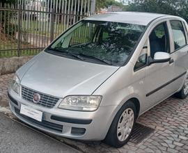 Neopatentati diesel Fiat Idea