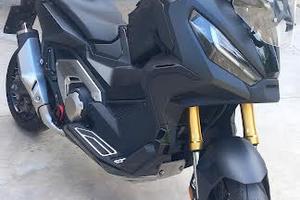 HONDA X-ADV 750