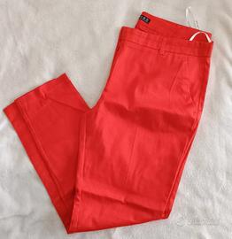 Pantalone donna dritto. Corallo. Marca Atmosphere.