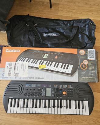 Pianola CASIO SA-77 con custodia per le scuole med