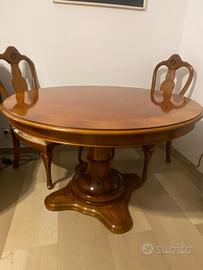 Tavolo Legno rotondo Antico con sedie