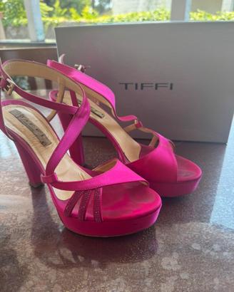 Sandali Tiffi fucsia satin con strass e plateau