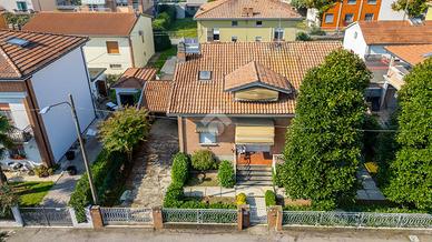 CASA INDIPENDENTE A FABBRICO