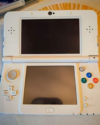 New Nintendo 3DS Bianca