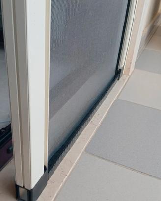 Zanzariere carrarmato su misura 