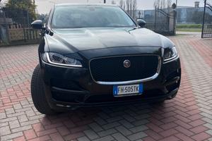 Jaguar F-Pace 2017