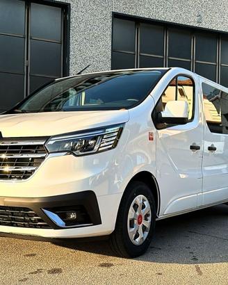 Renault Trafic Combi Van - E6 - L2H1 Pulmino 9 Pos