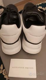 Alexander McQueen pelle tg 38