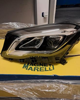 Fanale sx GLA  Mercedes