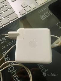 carica batteria per portatile Mac book pro